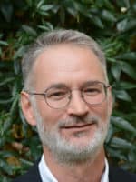 pere Guilhem Causse Centre Sevres