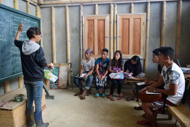 Les Jésuites et les pauvres