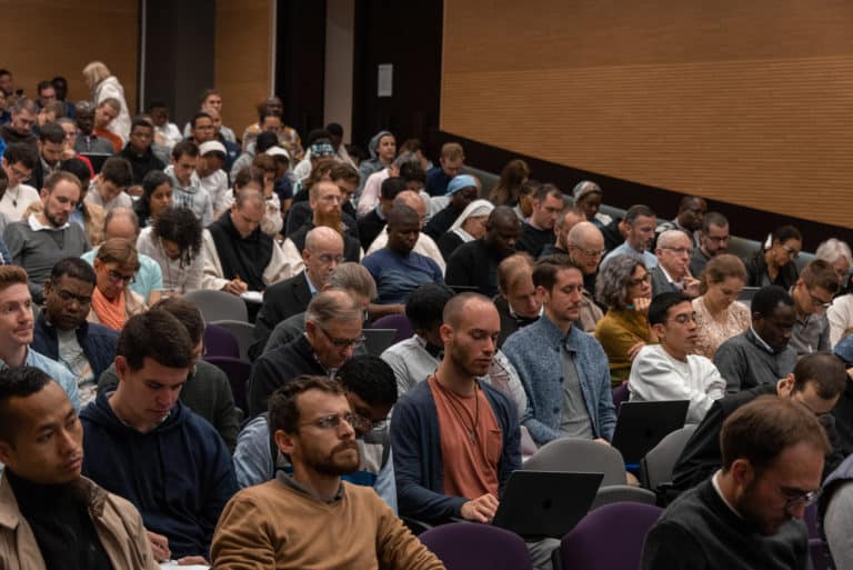 Des cours pour tous au Centre Sèvres